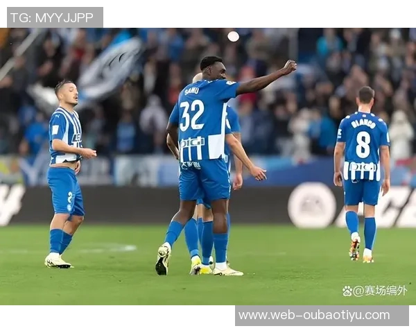 经典葡超三强对决波尔图领跑积分榜葡体紧随其后本菲卡不败仍落后八分 经典葡超三强对决波尔图领跑积分榜葡体紧随其后本菲卡不败仍落后八分