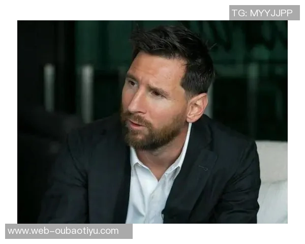 巴萨球迷怒斥梅西行为称这是对拉波尔塔的公开挑衅