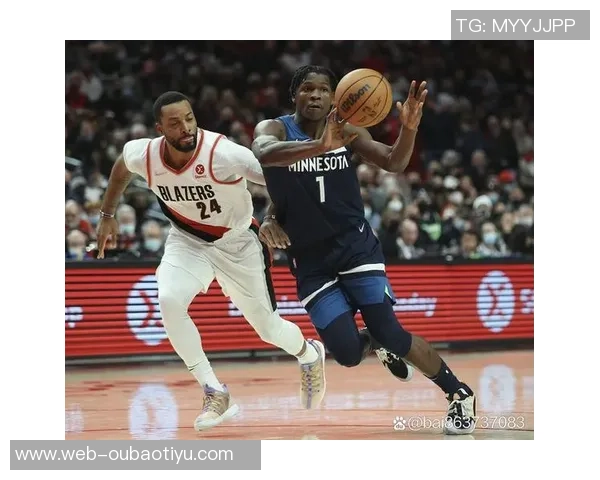 小卡复出状态良好13投6中贡献20分3篮板3抢断三分球表现出色 小卡复出状态良好13投6中贡献20分3篮板3抢断三分球表现出色