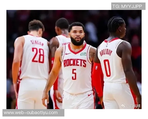 范弗里特激励狄龙挑战自我期待他展现40分风采的幽默瞬间 范弗里特激励狄龙挑战自我期待他展现40分风采的幽默瞬间