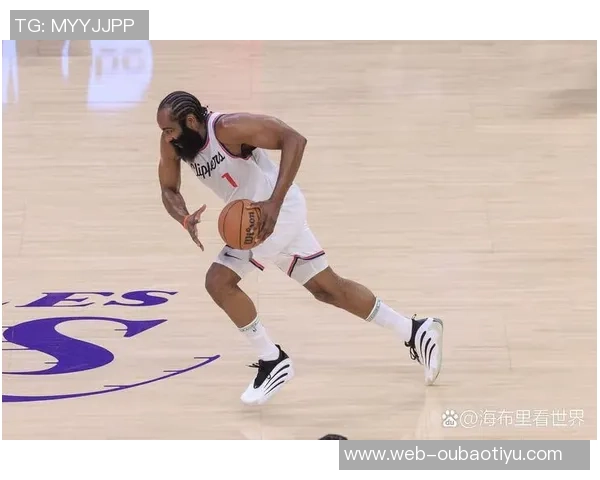 哈登因左小腿挫伤出战成疑卢指导表示他有望对阵灰熊